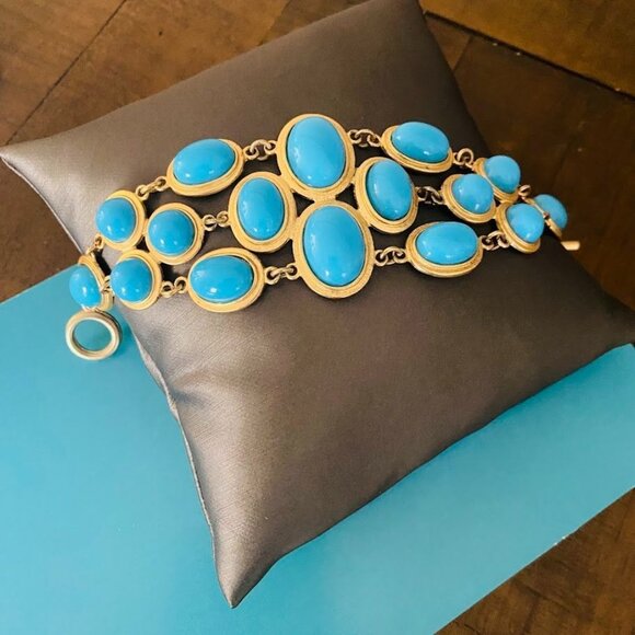 💜 Vintage Gold-Tone Turquoise Blue Oval Bezel Set Toggle Bracelet 7" Long - Picture 3 of 4